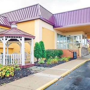 Quality Inn And Suites Fairgrounds - Syracuse